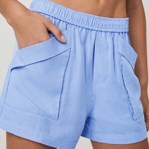 NWOT Vuori Trestles Twill Shorts in Bluebell